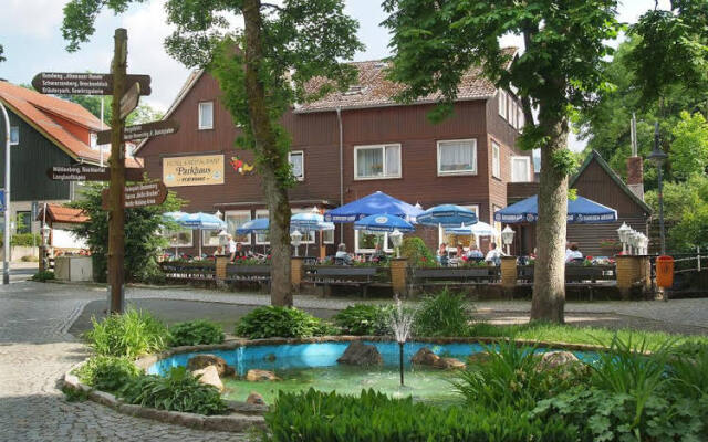 Hotel-Café-Restaurant Parkhaus
