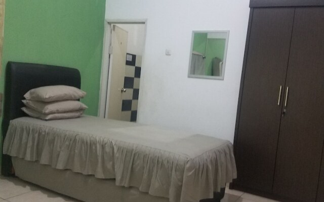 Cendrawasih Syariah Homestay