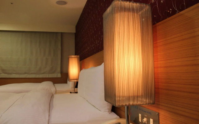 Shihzuwan Hotel - Kaohsiung Station