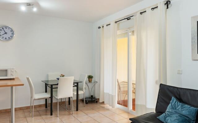 Sun-kissed Holiday Home in Islantilla With Swimming Pool