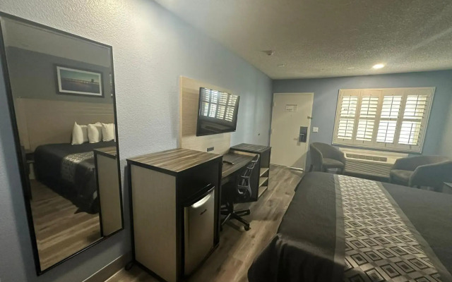 Orange Tustin Inn