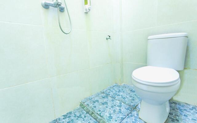 OYO 1427 Azzahra Guest House Syariah