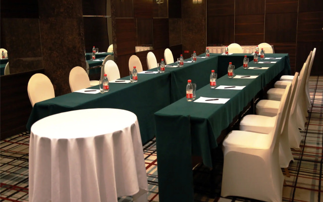 Jinglun Hotel