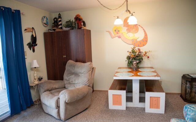 NC 12 56358-6 SW Condo by RedAwning