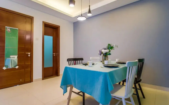 Locals Boutique Apartment Jiuzhou Port.6