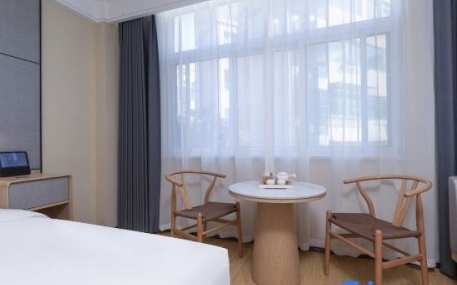 Lvchen Smart Hotel (Taicangyu Branch)