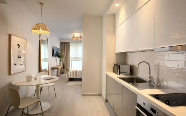 Joy Luxury Central Apartment