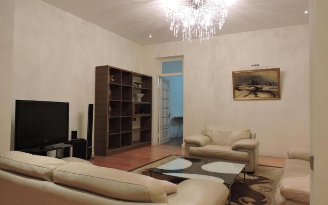 1 Shota Rustaveli Avenue
