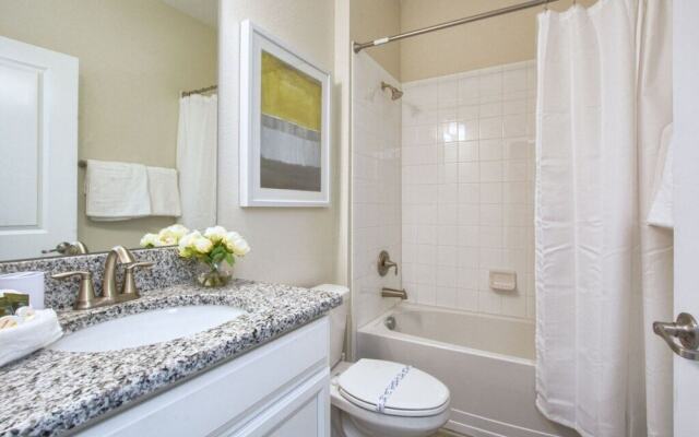 4712sh - Storey Lake 6 Bedroom Villa