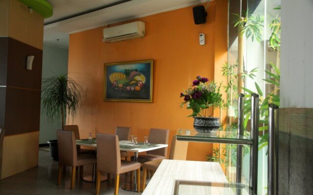 Kesambi Hijau Hotel