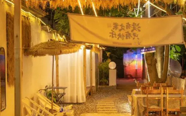 Weizhou Island Xinyi Courtyard (Catholic Church Shell Beach Branch)