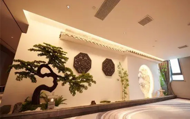 Xingcheng Hotel (International Trade Plaza, Chuncheng City, Wenxian County)
