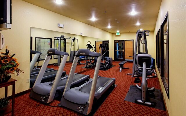 Holiday Inn Express & Suites Kalispell