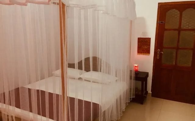 toropi homestay