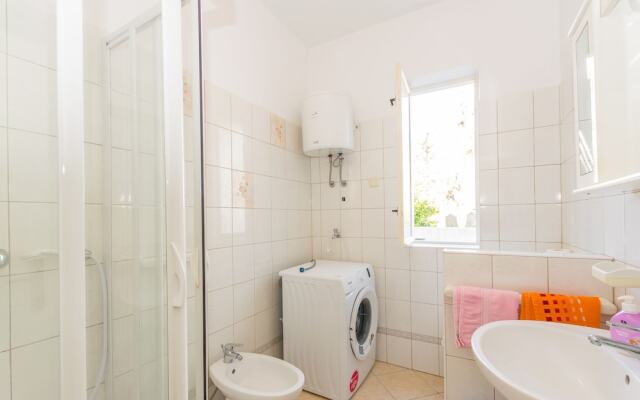 Apartments Grakalic great location