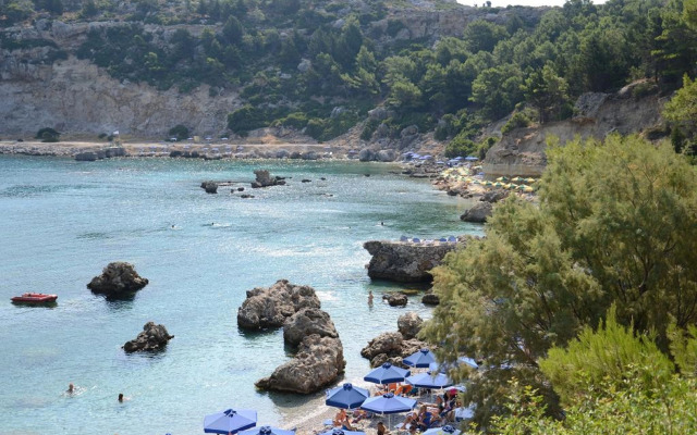 Tinas Plus Hotel