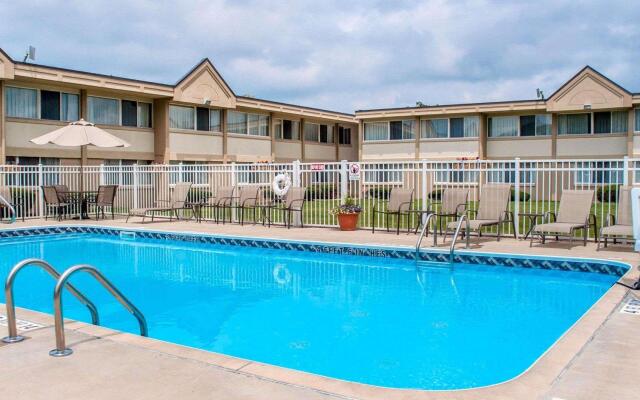 Quality Inn & Suites Vestal Binghamton near University