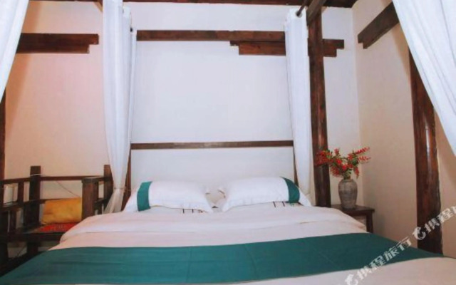 Yundu Riverview Inn