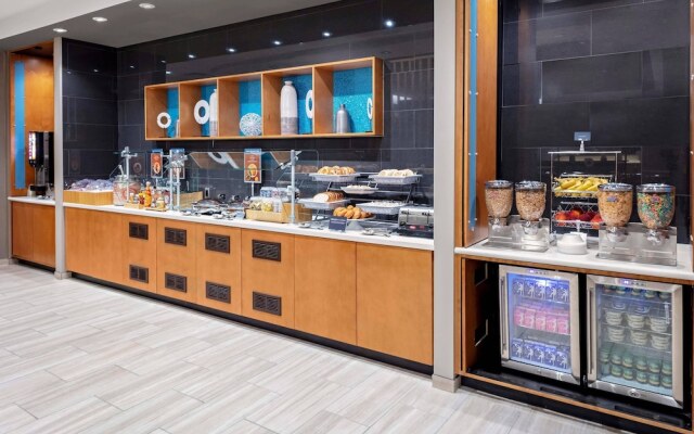 SpringHill Suites Kansas City Plaza