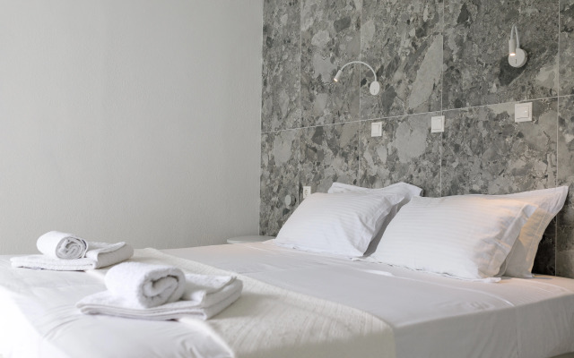 Nathalie Hotel