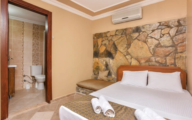 Otel Türk Evi