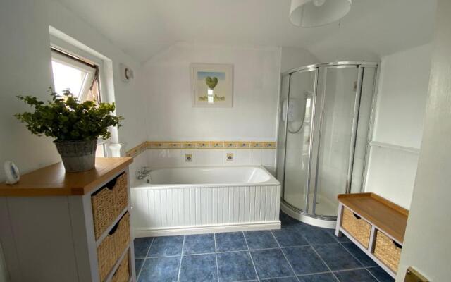 4 Bedroom Portrush Town Centre Holiday Rental