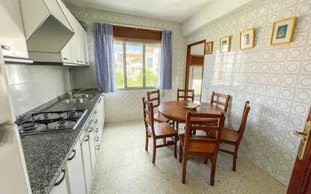 Apartamentos Portonovo Playa 3000