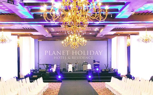 Planet Holiday Hotel & Residence