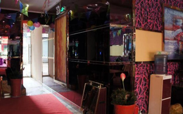 Laibin 555 City Boutique Hotel