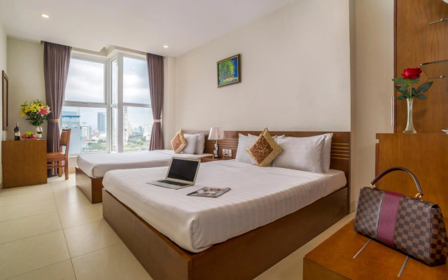 Golden Light Hotel – Guest Rooms – Da Nang