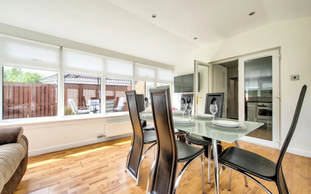 No.17 Serviced Apartment
