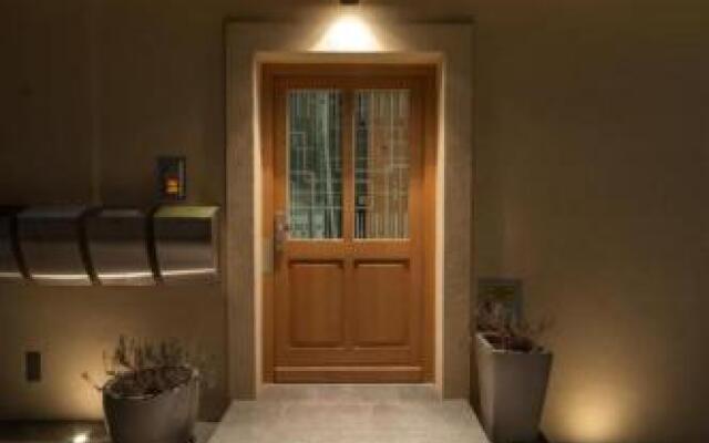 Cube Central Rooms For 2