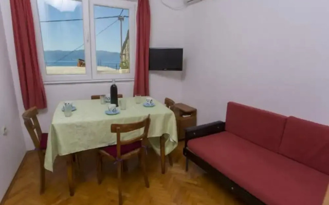 Beachfront Apartments Andrijević