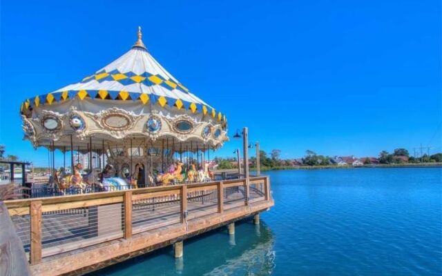 Magnolia Pointe 103 4887 2 Br condo by RedAwning