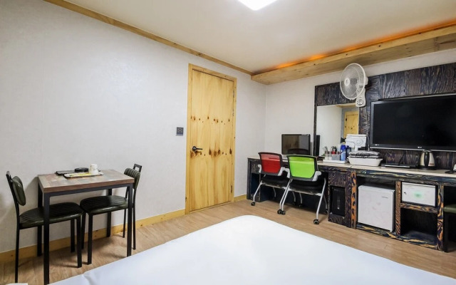 Gwangju Sinandong Hotel Napoli