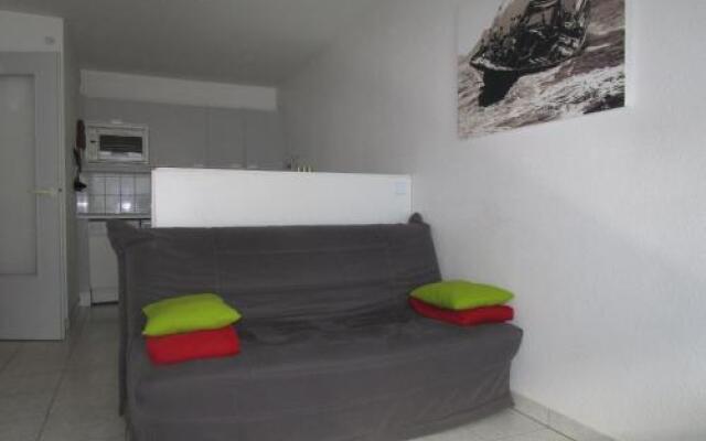 Rental Villa Place Guynemer