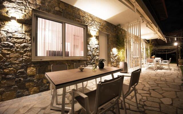 Coel Luxury Suites by TravelPro Services - Potidea Halkidiki