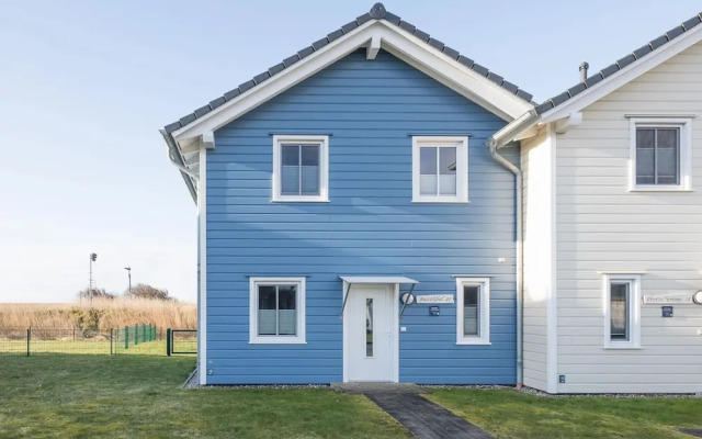 Exklusiv Eingerichtetes Ferienhaus in Strandnahe