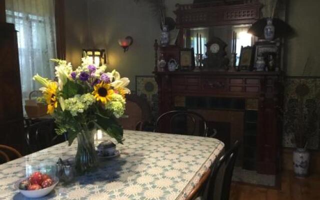 Allen House Inn