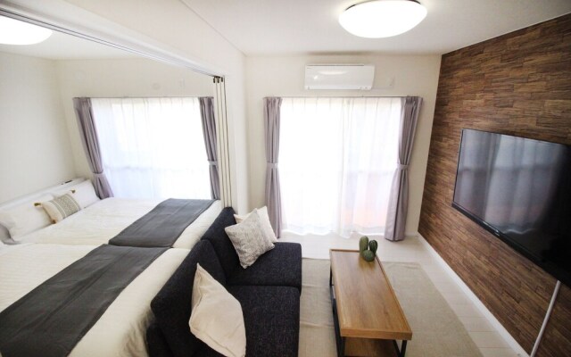 Dot Cottage 385