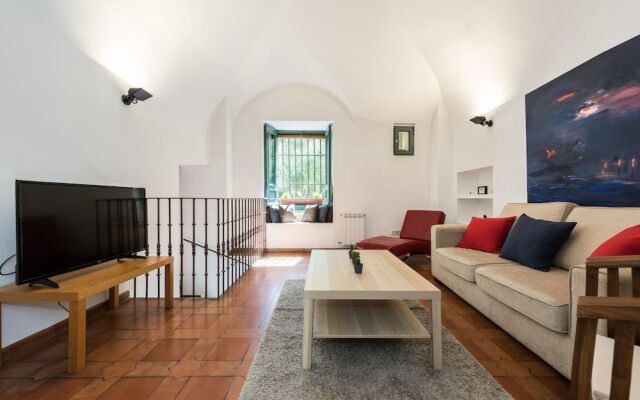 Vegas Apartment Center