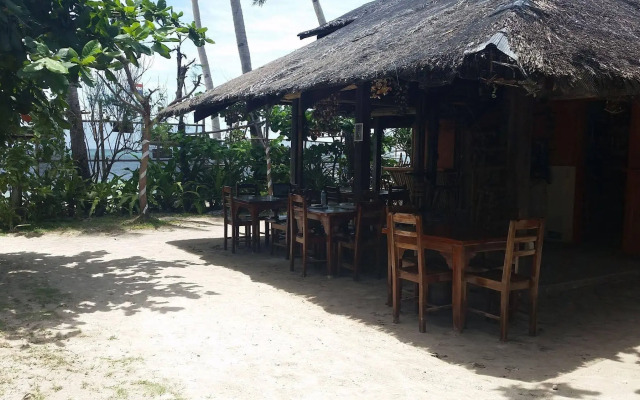 Wind Riders Inn & Cafe