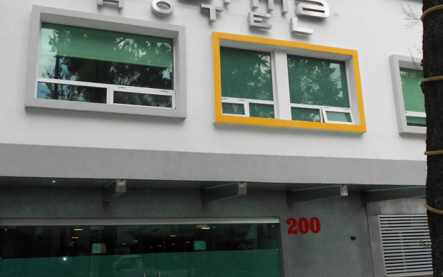Hotel Dharma
