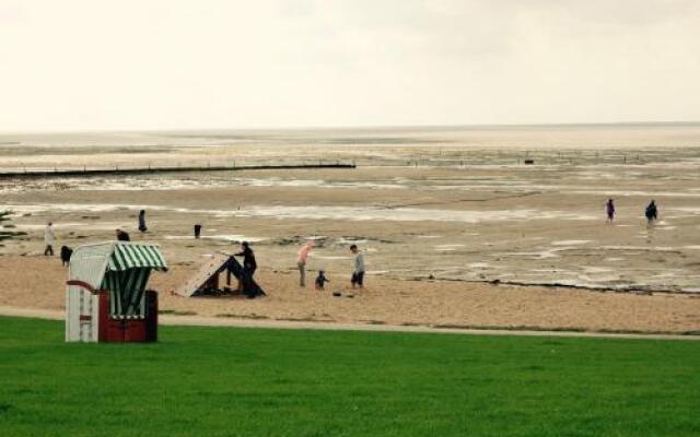 Reetdachhaus Deichkrone