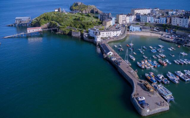 Four Seasons - 1 Bedroom  - Tenby