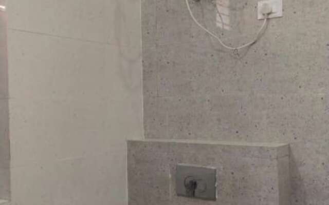 Goroomgo Maujis Villa Guest House Prayagraj