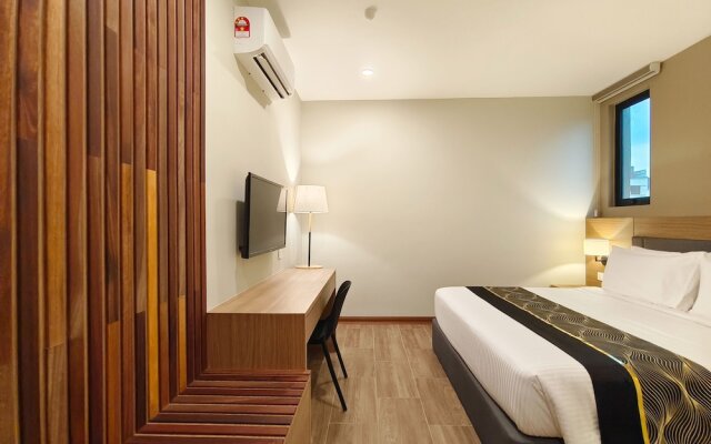 Zoom Hotel
