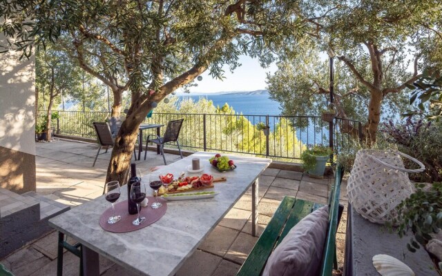 Nice Home in Pisak With Wifi and 3 Bedrooms