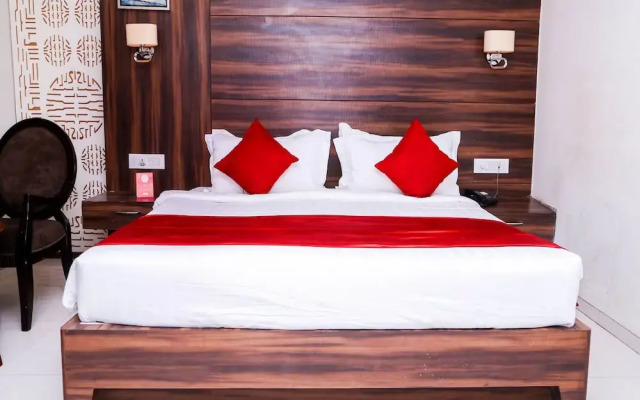 OYO 5561 Hotel Cambean