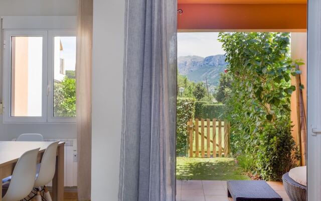 Charming 4-Bed Villa in Denia
